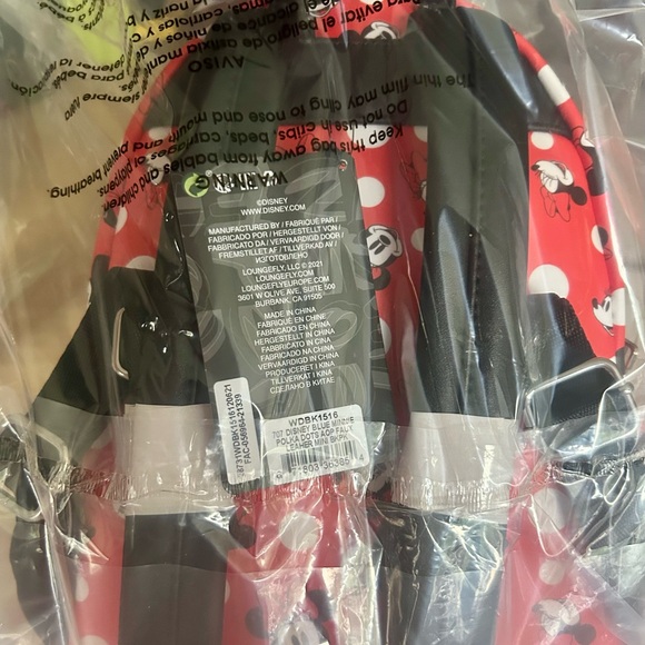 DISNEY LOUNGEFLY - NWT, new in wrapping, Minnie Mouse Disney LOUNGEFLY. - Picture 2 of 3